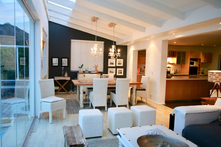 Simonstown Dining Area