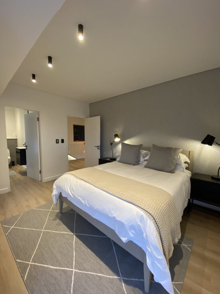 Bantry Bay Apartment 14