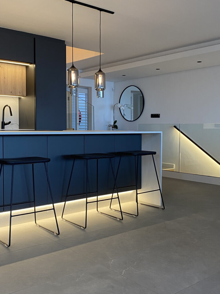 Bantry Bay Apartment 6